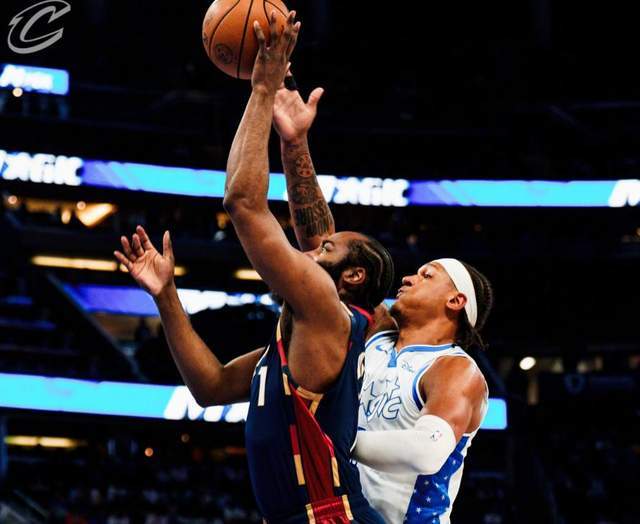 V体育APP-空砍30+6+8！哈登成骑士第一，米切尔该清醒了，队记赛后不满发声